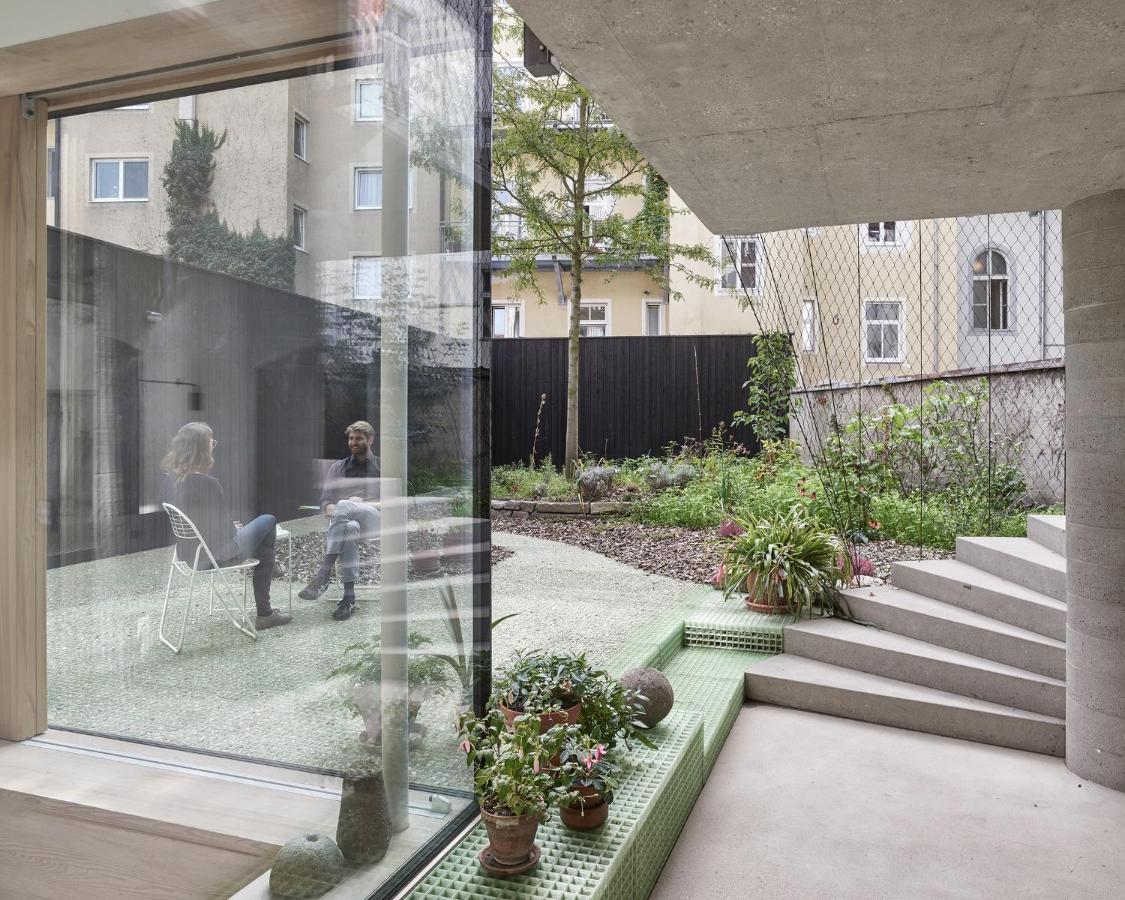 Entzueckende Kleine Wohnung Линц Экстерьер фото